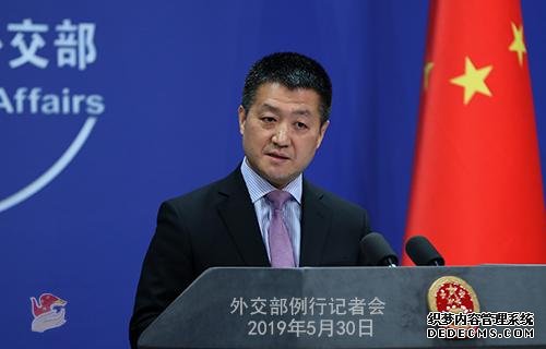 銳參考｜中美女主播辯論后，美國網(wǎng)友的反應(yīng)有點(diǎn)出乎我們意料